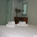 Naxos Apartman