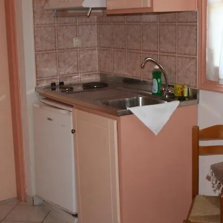 纳克索斯一室公寓酒店 * Naxos City