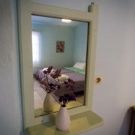 纳克索斯一室公寓酒店 Naxos City